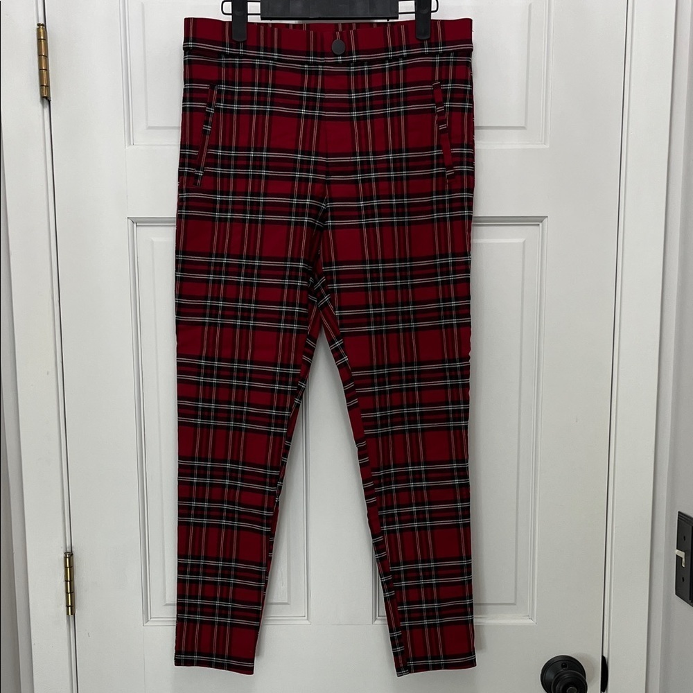 Zara Red and Black Tartan Plaid Pull On Skinny Pants - Size Large